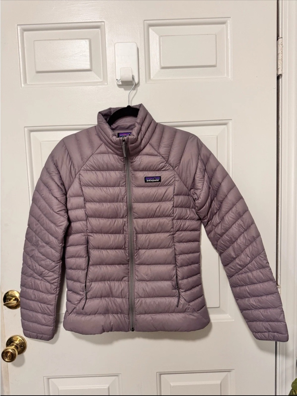 Patagonia Women's Down Sweater Jacket Rustic Purple EUC Women’s Size XS